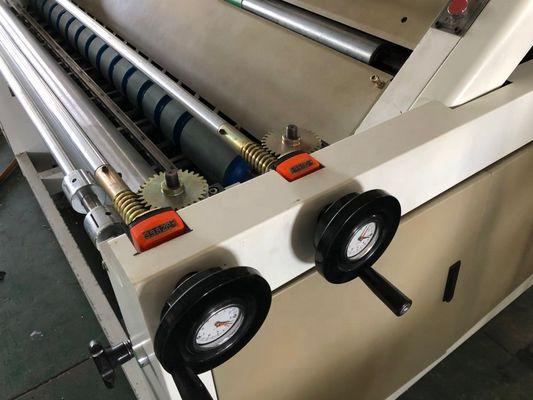 고객 요구 사항에 대한 자동 플루트 A2 laminating 기계